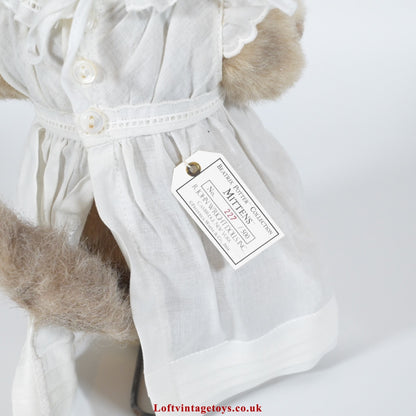 R John Wright Limited Edition Beatrix Potter Mittens Kitten 409/500