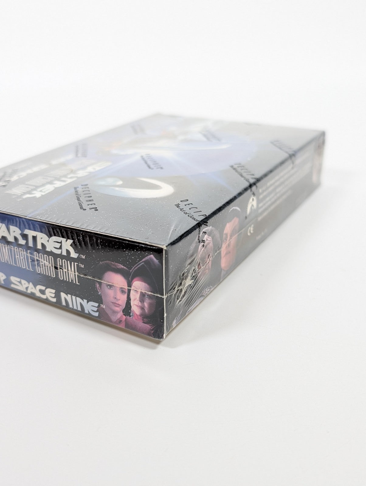 Star Trek Deep Space Nine Booster/Expansion Box Of 30 Packs - Sealed
