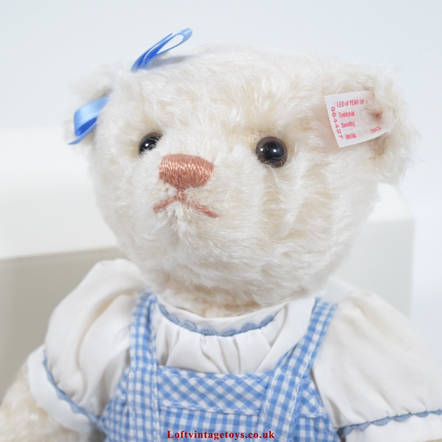 Steiff Dorothy Wizard of Oz Dorothy Bear Musical Limited Edition - 664427