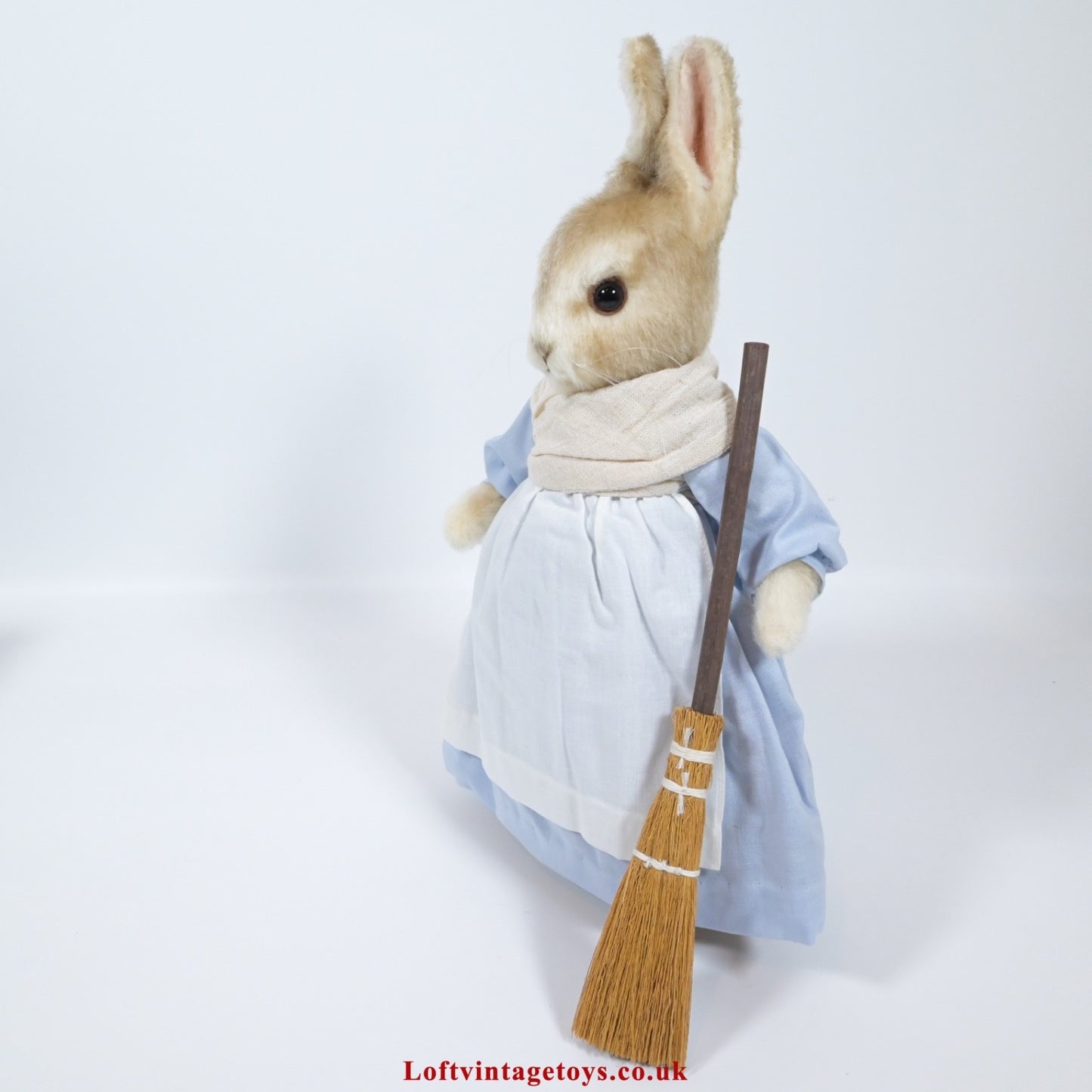 R John Wright  Beatrix Potter Mrs Rabbit, Ltd Ed of 500