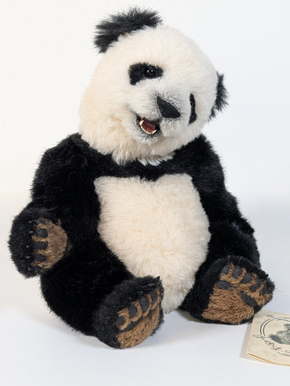 Karin De Lorenzo Artist Bear "Pandalinchen", Ltd Edition
