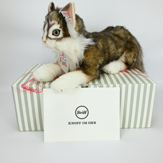 Steiff Limited Edition Lesley Anne Ivory's Agneatha Cat