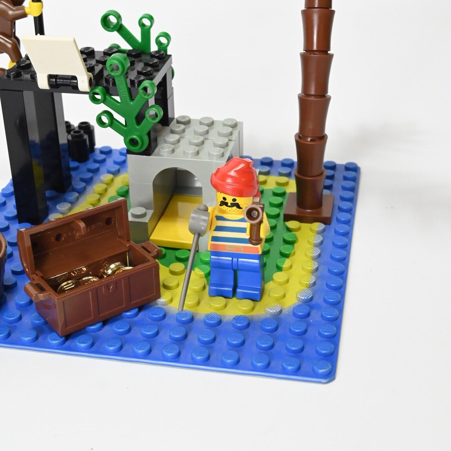 Lego 6260 Lego Pirates Shipwreck Island