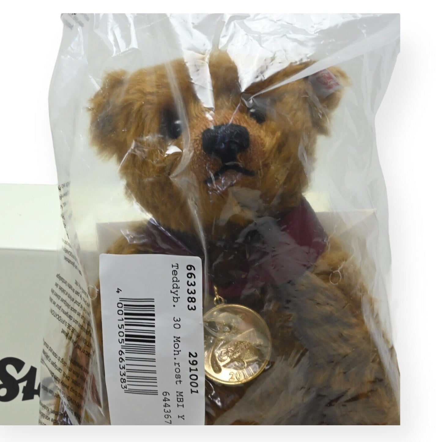 Steiff Bear of the Year 2011 - 663383 New & Sealed