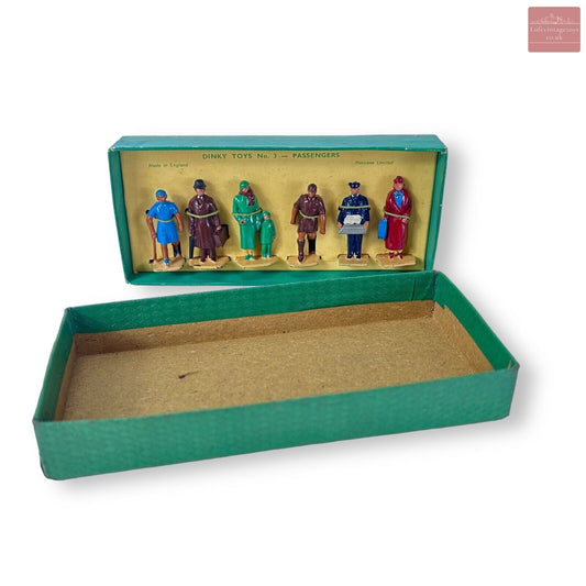 Dinky Toys No. 3 set Passengers (O Gauge) with Original Box