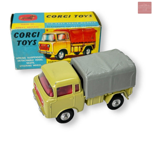 Corgi No 470 Forward Control Jeep FC-150 with Detachable Hood