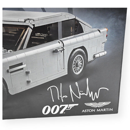 Lego Creator 10262 James Bond Aston Martin DB5 - Signed by Designers