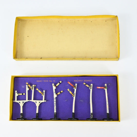 Dinky No.15 Railway Signals Set