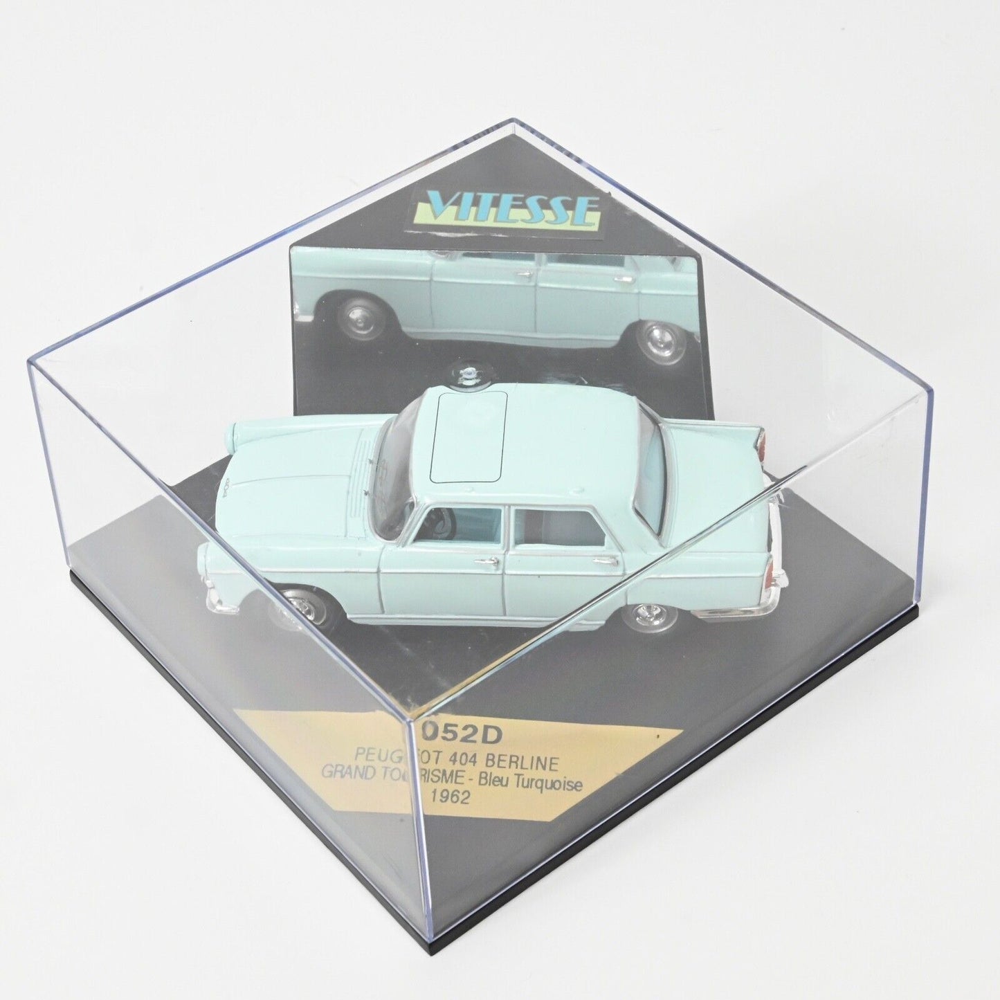 Vitesse 052D 1/43  Peugeot 404 Berline Grand Tourisme  1962