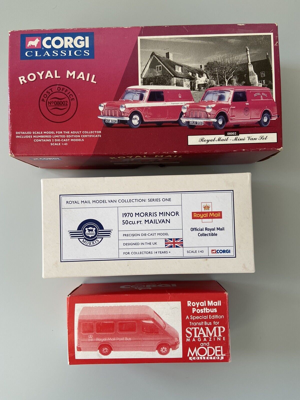 Corgi Royal Mail Van Set With Boxes