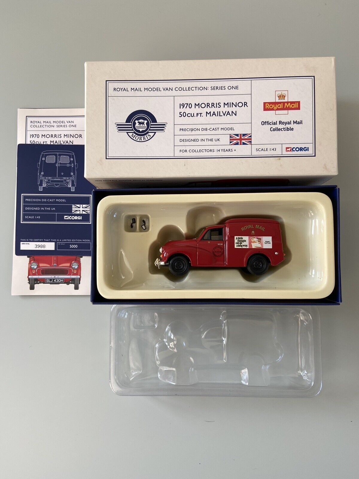 Corgi Royal Mail Van Set With Boxes