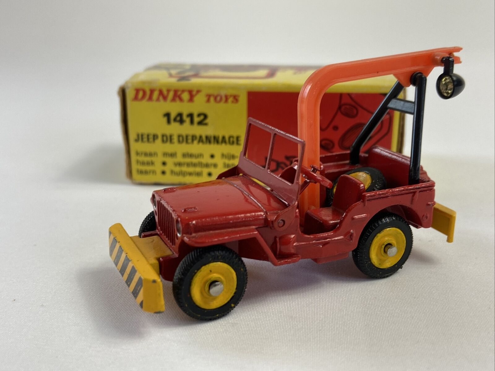 Atlas Dinky Toys 1412 Jeep De Depannage Truck Red Diecast Models