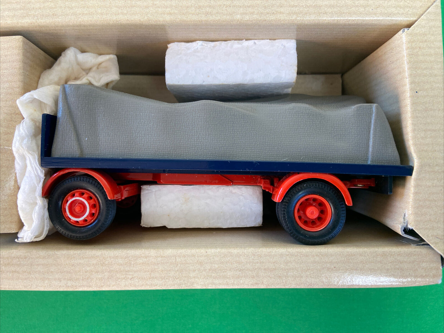 CORGI 97366 ATKINSON RIGID WITH TRAILER AND LOAD TENNANT