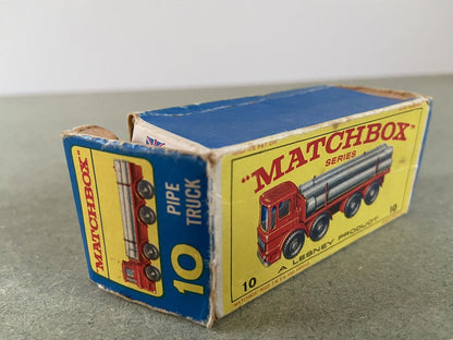 Matchbox 10 Pipe Truck With Box