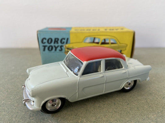 Corgi 207 Standard Vanguard III Saloon With Box