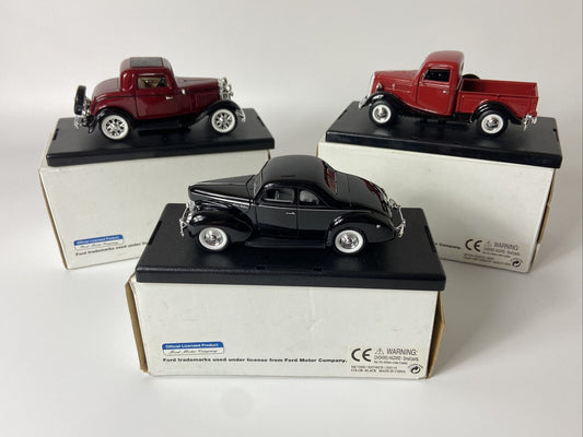 NATIONAL MOTOR MUSEUM COLLECTION OF 3 EARLY FORD CARS 1/32 SCALE - BOXED