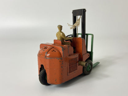 DINKY 401 COVENTRY CLIMAX FORK LIFT TRUCK