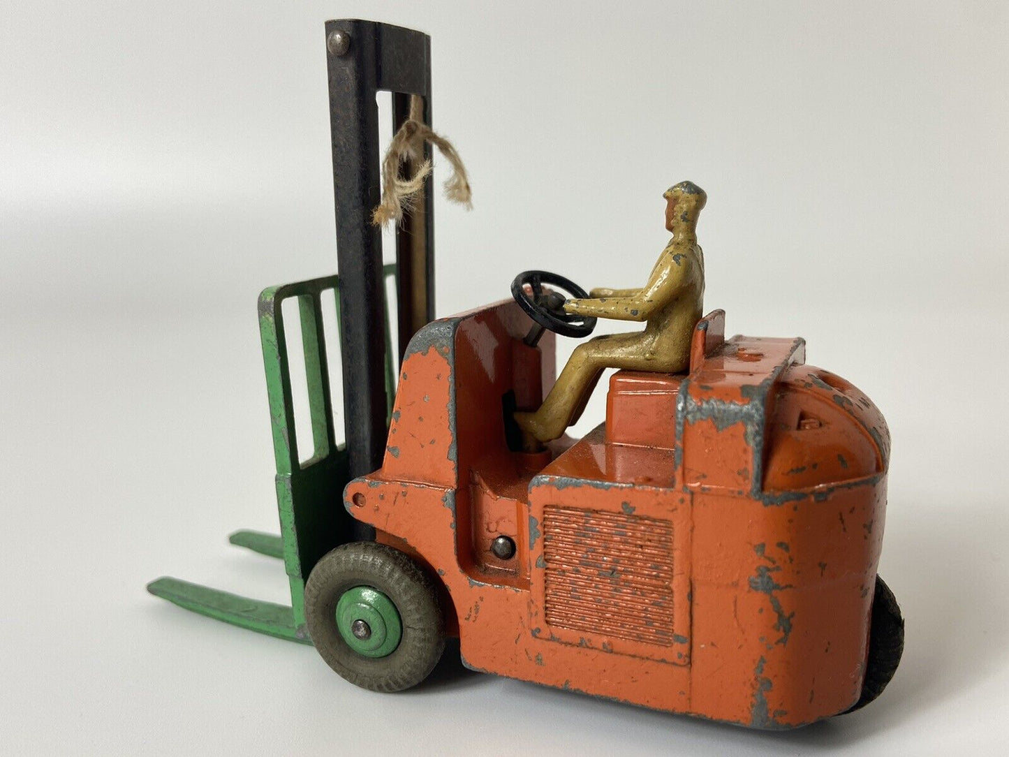 DINKY 401 COVENTRY CLIMAX FORK LIFT TRUCK