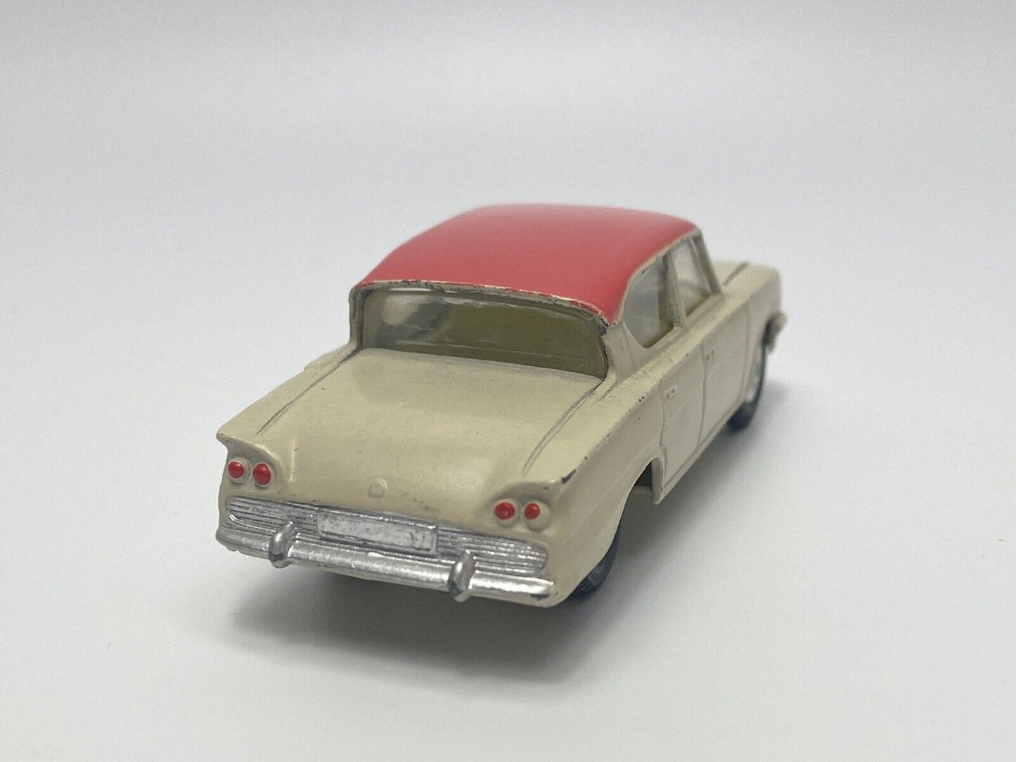 CORGI 234 FORD CONSUL CLASSIC IN EXCELLENT CLEAN ORIGINAL BOX