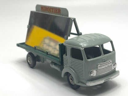 DINKY 33C (579) FRENCH MADE MIROITIER SIMCA CARGO GLAZIERS TRUCK IN NR MINT