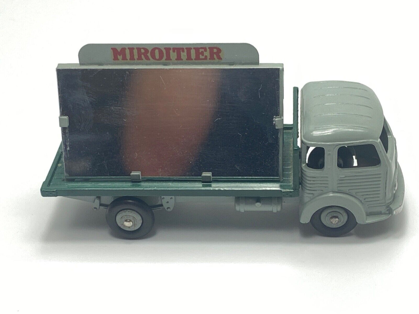 DINKY 33C (579) FRENCH MADE MIROITIER SIMCA CARGO GLAZIERS TRUCK IN NR MINT