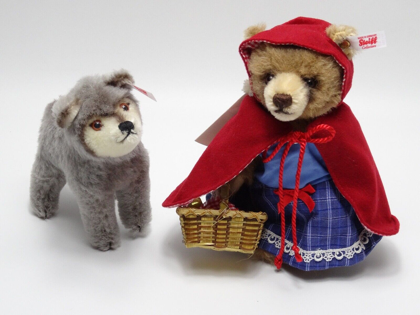 STEIFF 021350 LITTLE RED RIDING HOOD AND WOLF WITH CERTIFICATE, BOX AND TAG