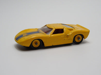 MATCHBOX REGULAR WHEELS NO. 41C FORD GT40 IN ORIGINAL BOX