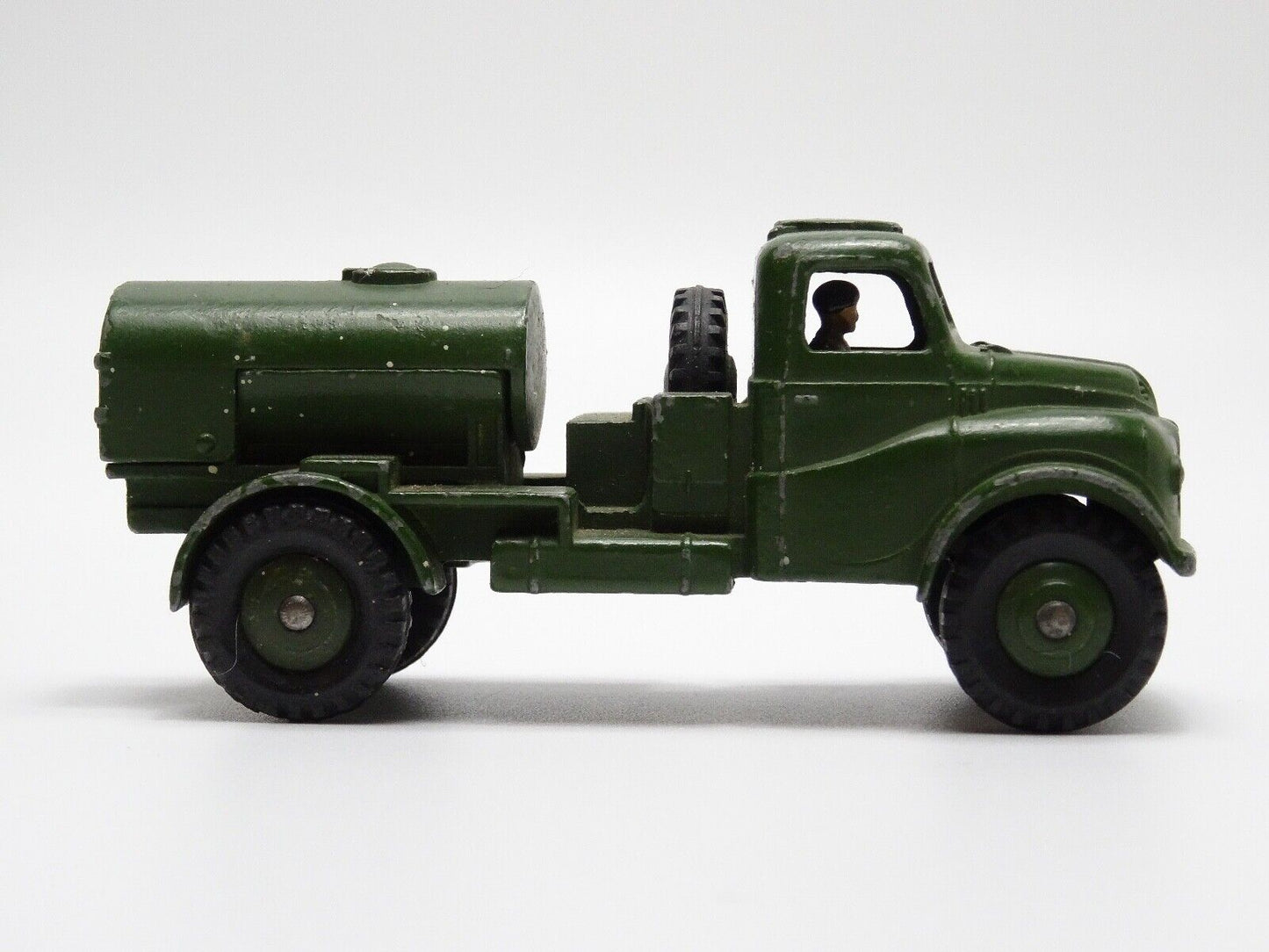 DINKY 643 AUSTIN WATER TANKER TRUCK WITH DRIVER